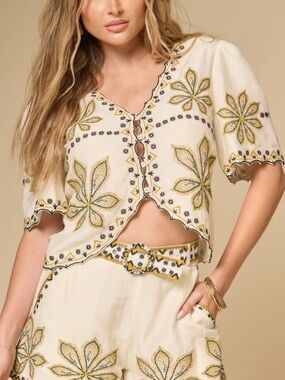 BTB HALLIE TOP CREAM